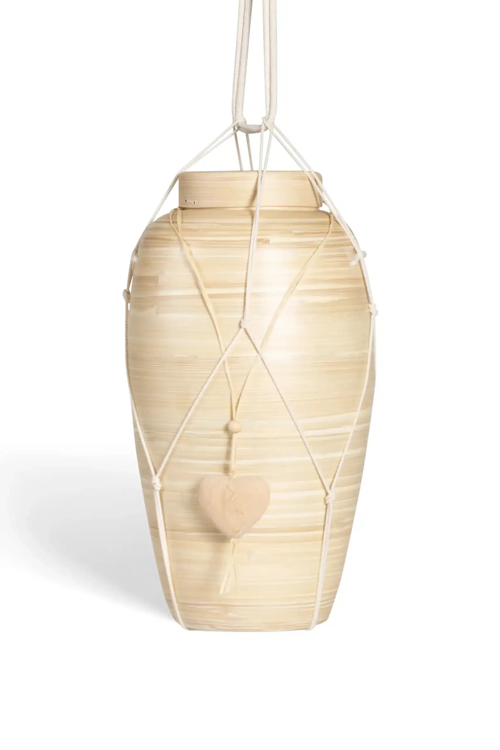 Bambus urne med hjerte i net