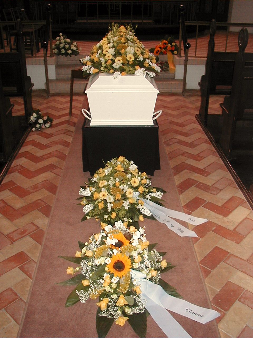 IDE 511 – GUL OG HVID-2