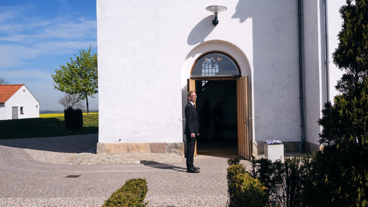 Wir stehen Ihnen zur Verfügung